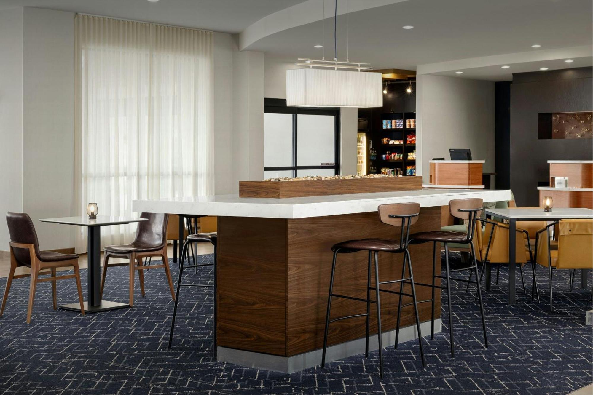 Courtyard By Marriott Salisbury Hotel Exterior foto
